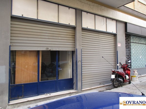locale commerciale in vendita a Palermo in zona Libertà