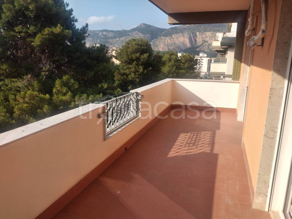 appartamento in vendita a Palermo