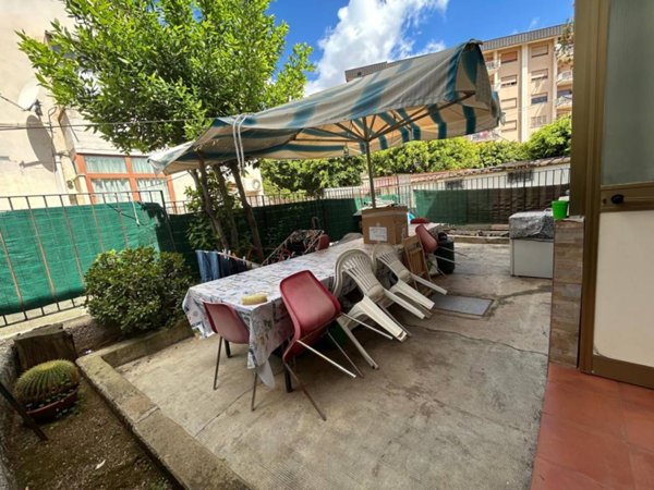 appartamento in vendita a Palermo in zona Baida
