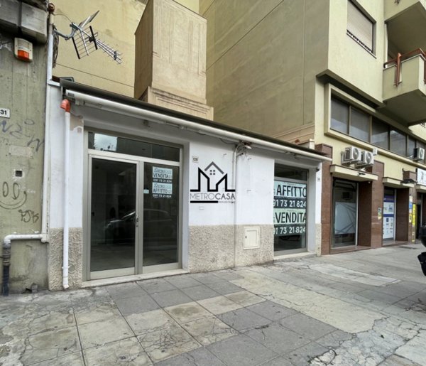 negozio in vendita a Palermo in zona Politeama
