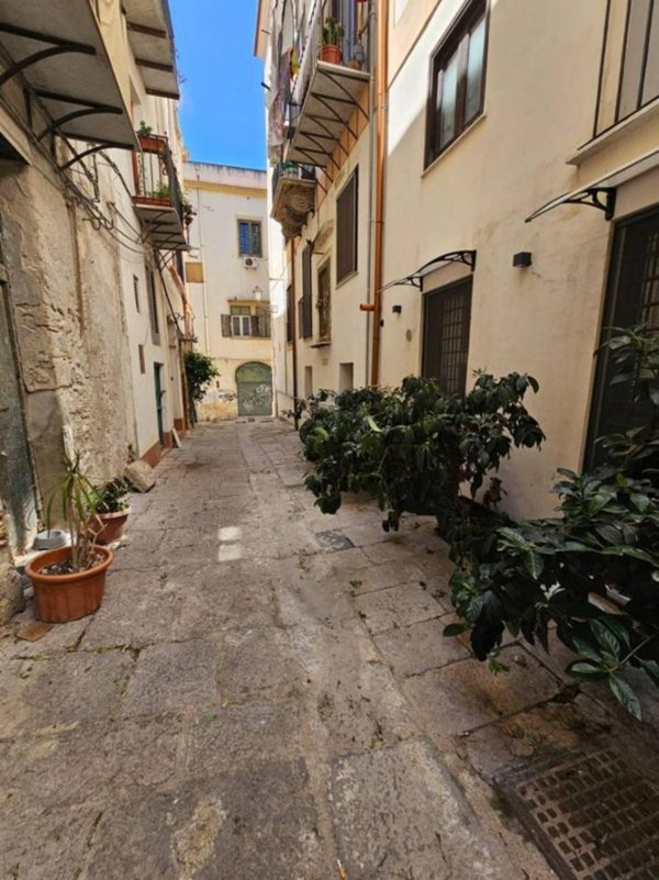 appartamento in vendita a Palermo in zona Centro storico