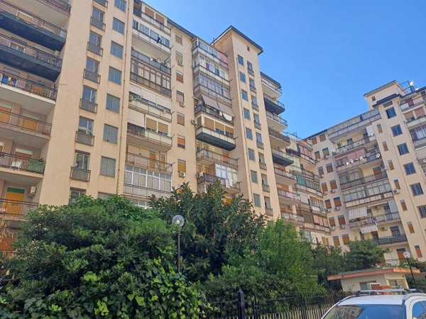 appartamento in vendita a Palermo