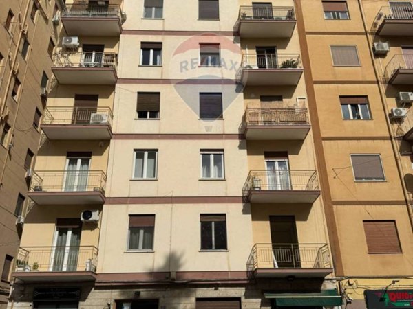 appartamento in vendita a Palermo in zona Zisa
