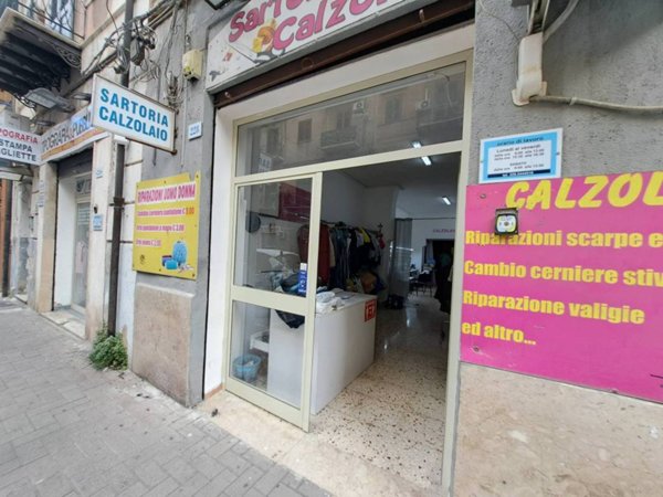negozio in vendita a Palermo in zona Oreto