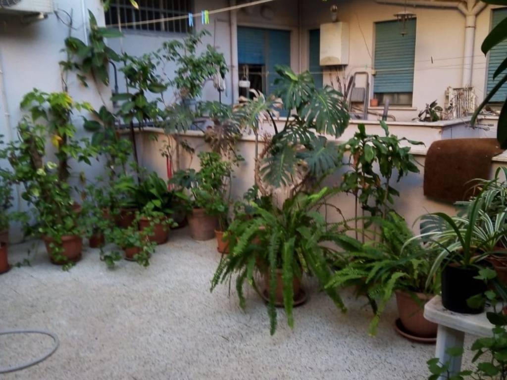 appartamento in vendita a Palermo in zona Libertà