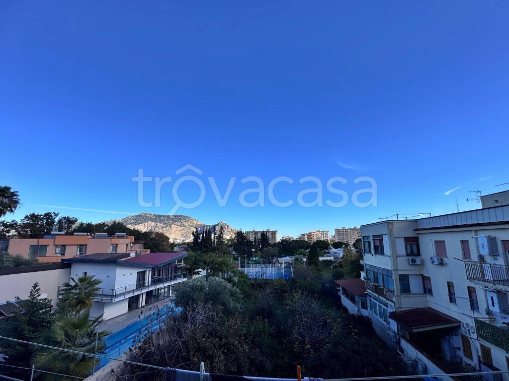 appartamento in vendita a Palermo in zona Passo di Rigano