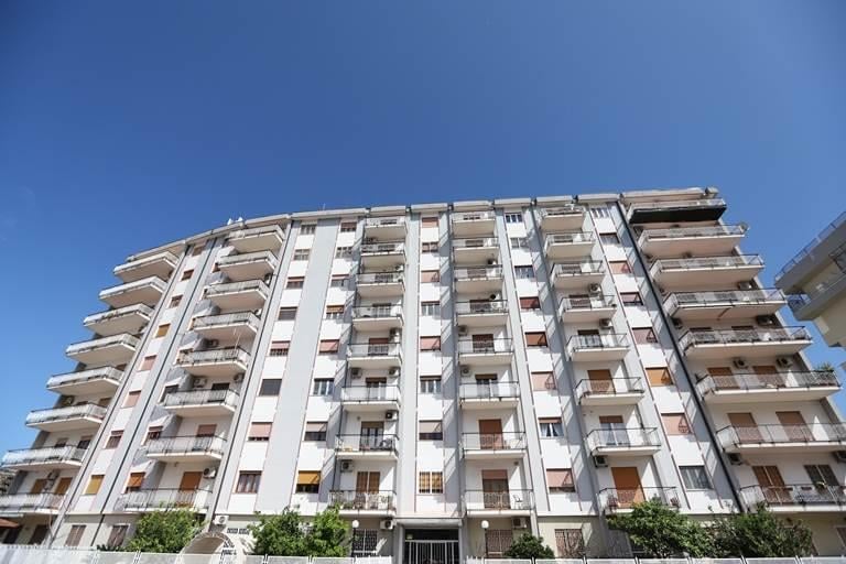 appartamento in vendita a Palermo in zona Zisa