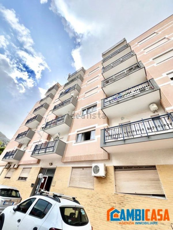 appartamento in vendita a Palermo in zona Sferracavallo