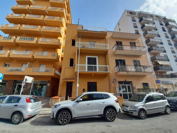 appartamento in vendita a Palermo in zona San Lorenzo