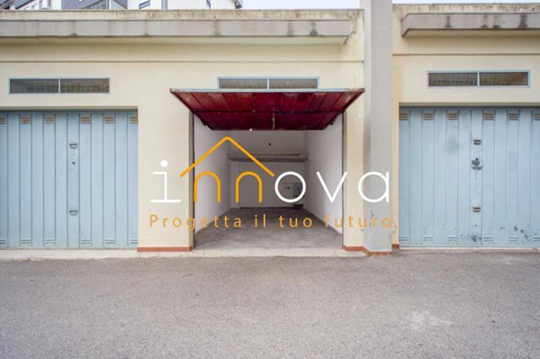 negozio in vendita a Palermo in zona Resuttana