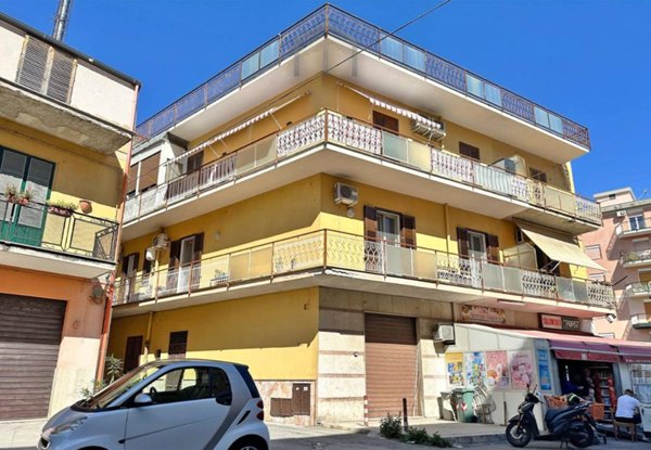 appartamento in vendita a Palermo in zona Montegrappa / Santa Rosalia