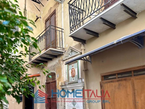 appartamento in vendita a Palermo in zona Centro storico