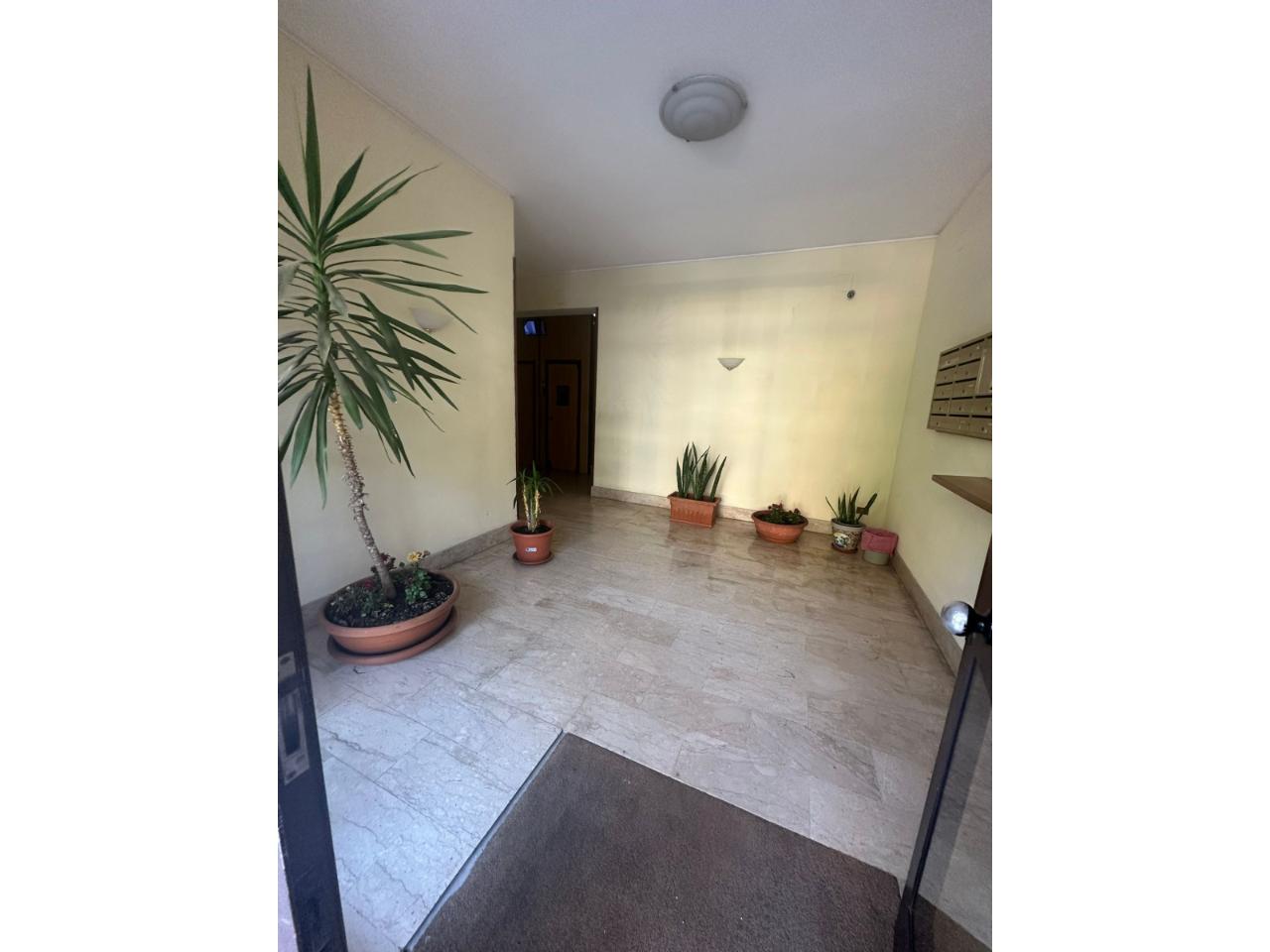 appartamento in vendita a Palermo in zona Politeama
