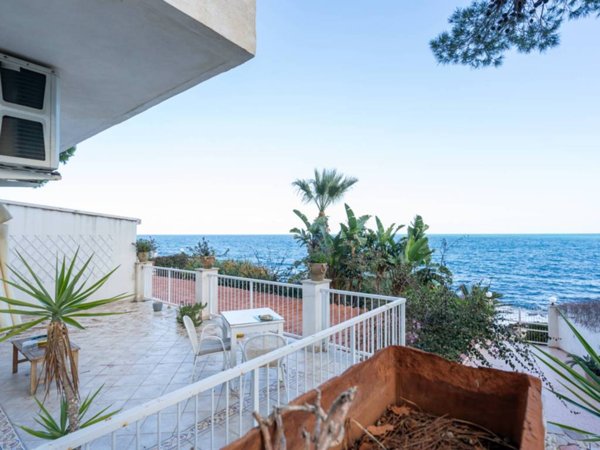 casa indipendente in vendita a Palermo in zona Addaura