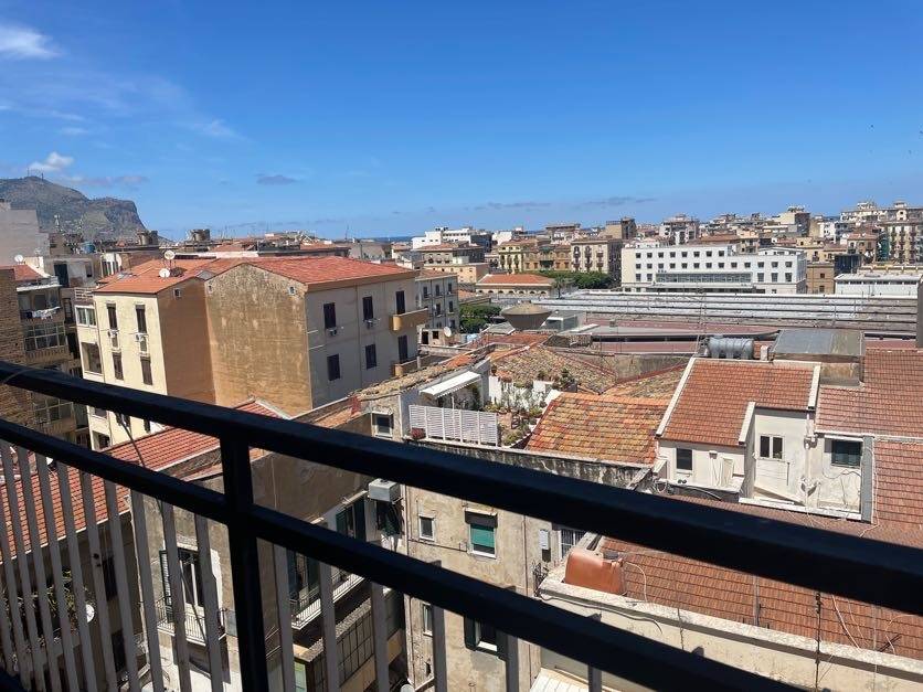 appartamento in vendita a Palermo in zona Montegrappa / Santa Rosalia