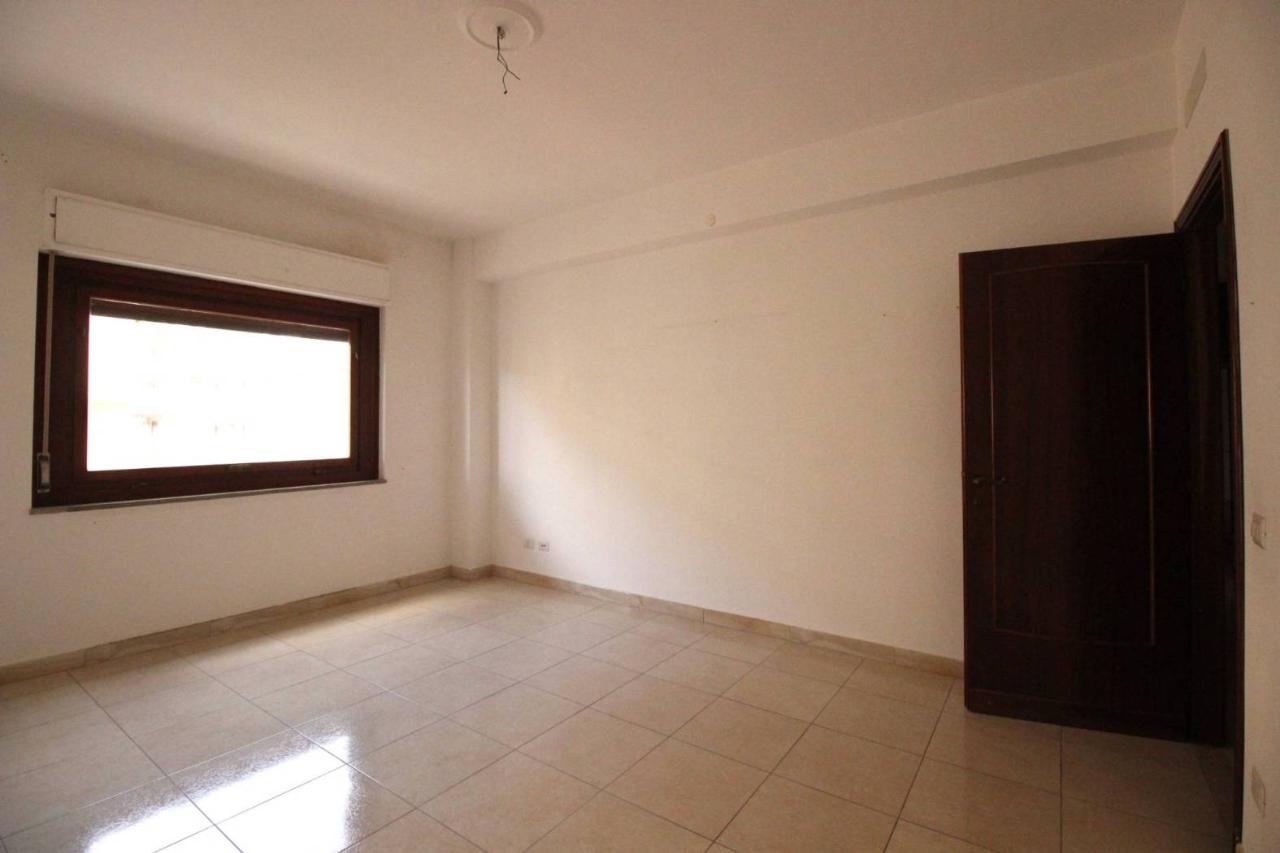appartamento in vendita a Palermo in zona Malaspina/Palagonia