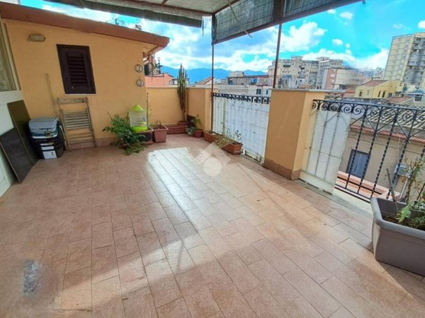 intera palazzina in vendita a Palermo in zona Arenella/Vergine Maria