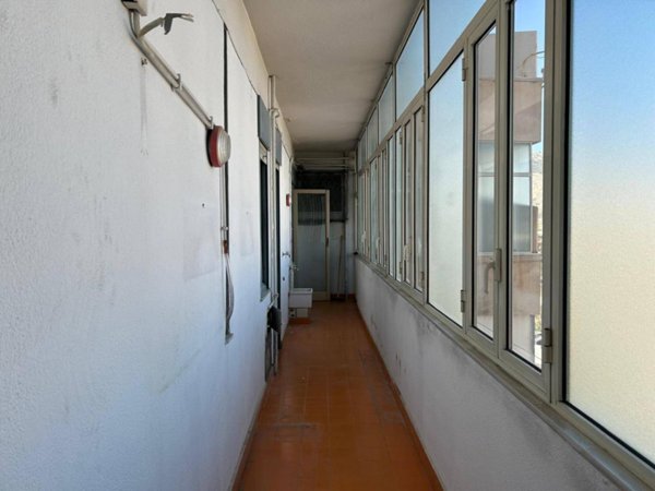 appartamento in vendita a Palermo in zona Malaspina/Palagonia