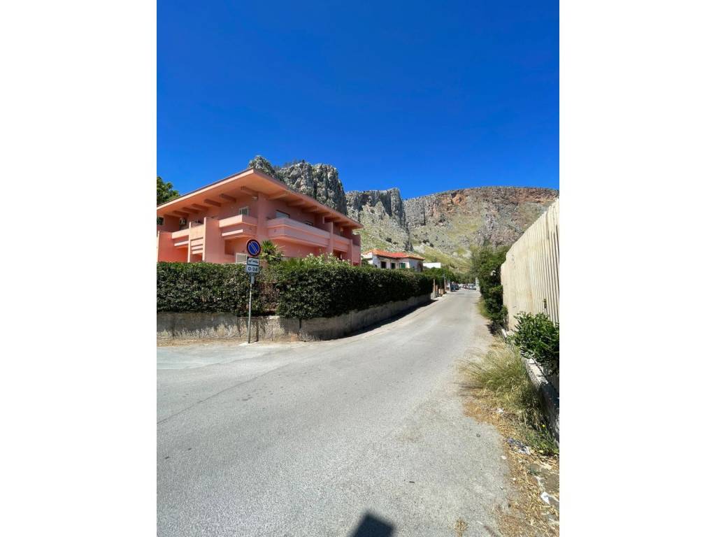 appartamento in vendita a Palermo in zona Mondello
