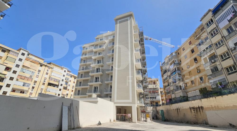 appartamento in vendita a Palermo in zona Malaspina/Palagonia