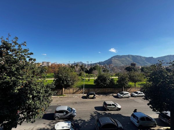 appartamento in vendita a Palermo in zona Settecannoli