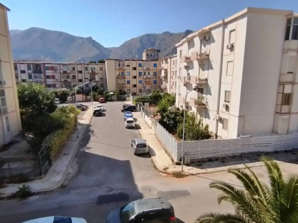 appartamento in vendita a Palermo in zona Montegrappa / Santa Rosalia