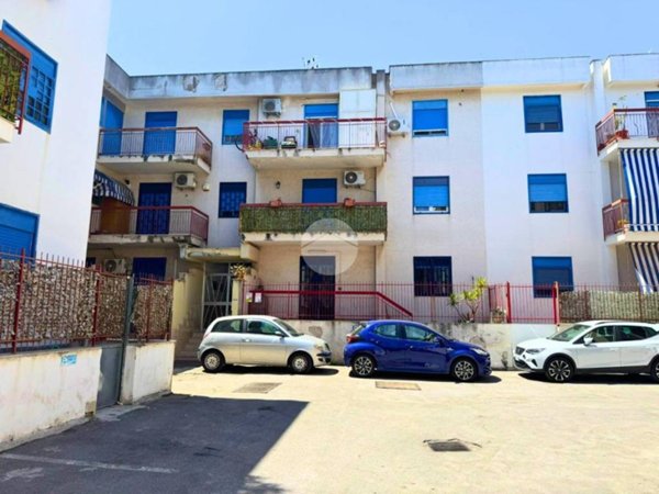 appartamento in vendita a Palermo in zona Acqua dei Corsari