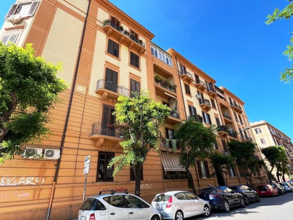 appartamento in vendita a Palermo in zona Libertà