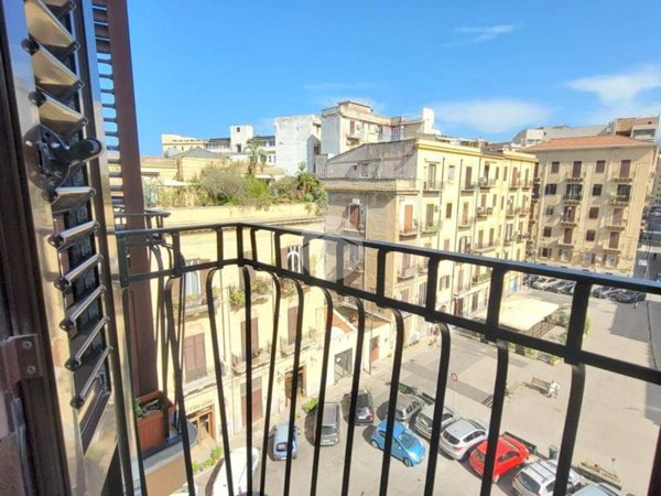 appartamento in vendita a Palermo