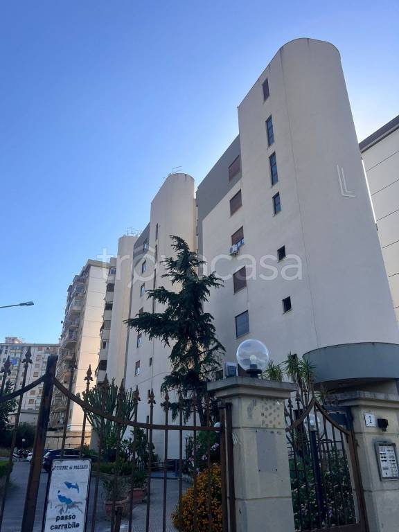 appartamento in vendita a Palermo in zona Montegrappa / Santa Rosalia