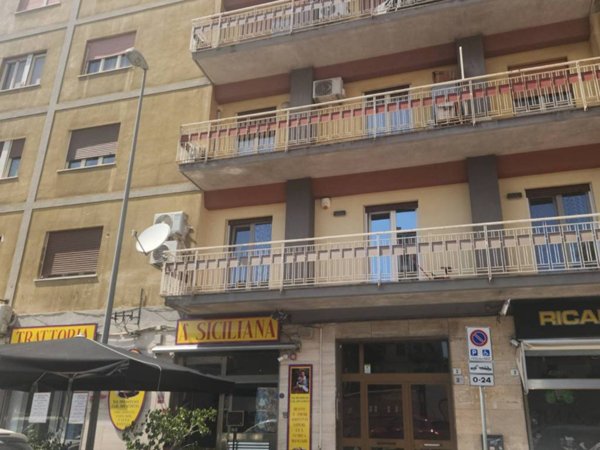 appartamento in vendita a Palermo in zona Malaspina/Palagonia