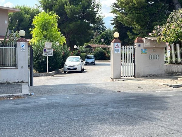 appartamento in vendita a Palermo in zona Mondello