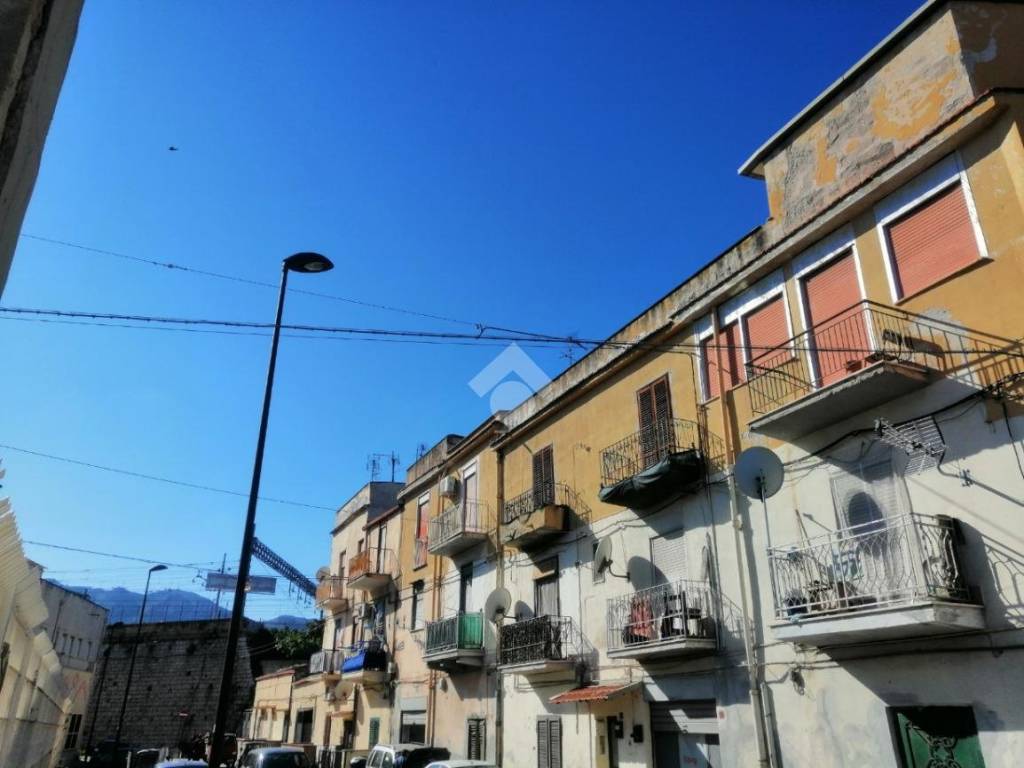 appartamento in vendita a Palermo in zona Montegrappa / Santa Rosalia