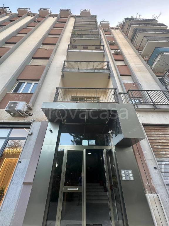 appartamento in vendita a Palermo in zona Malaspina/Palagonia