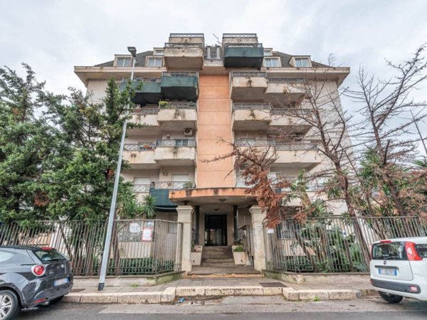 appartamento in vendita a Palermo in zona Pallavicino