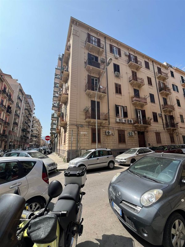 appartamento in vendita a Palermo