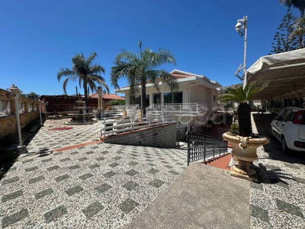 casa indipendente in vendita a Palermo in zona Cruillas