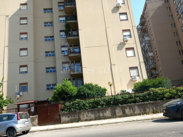 casa indipendente in vendita a Palermo in zona Villagrazia/Falsomiele