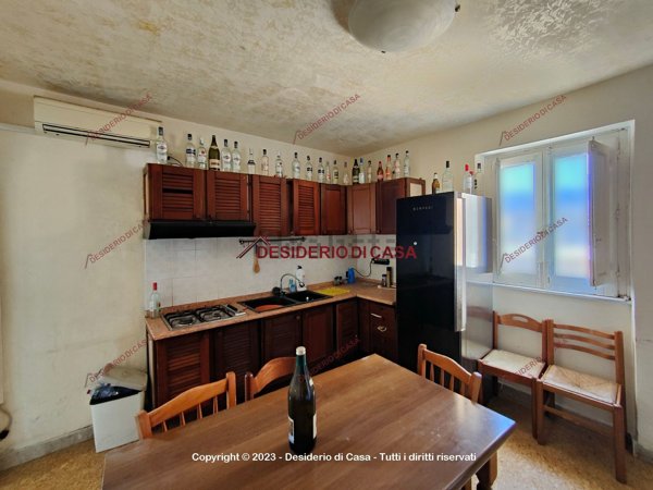 appartamento in vendita a Palermo in zona Montegrappa / Santa Rosalia