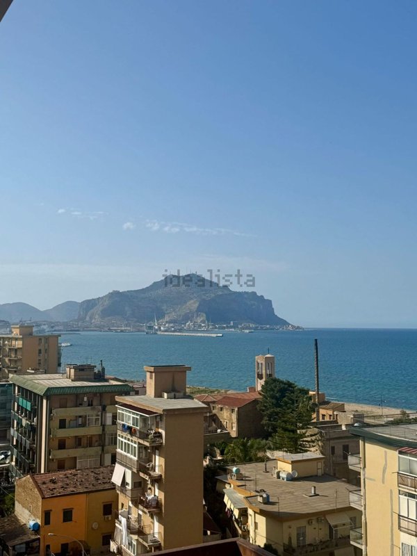 appartamento in vendita a Palermo in zona Settecannoli