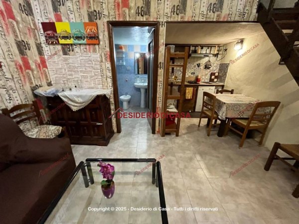 casa indipendente in vendita a Palermo in zona Acqua dei Corsari
