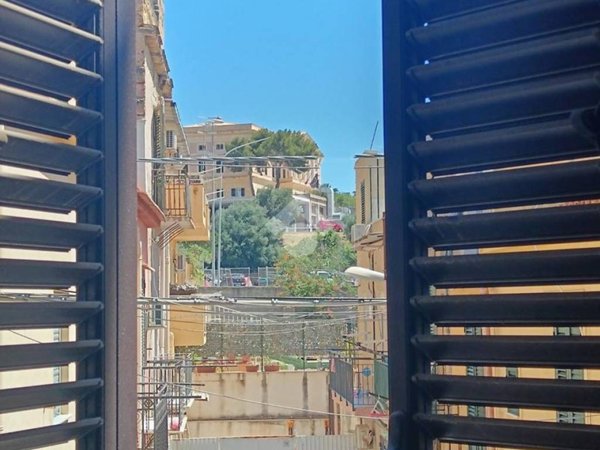 appartamento in vendita a Palermo in zona Arenella/Vergine Maria