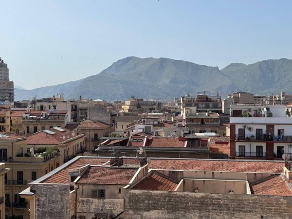 appartamento in vendita a Palermo in zona Libertà