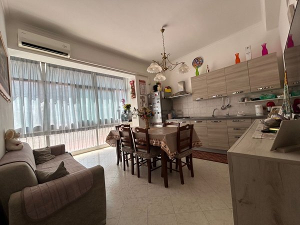 appartamento in vendita a Palermo in zona Uditore