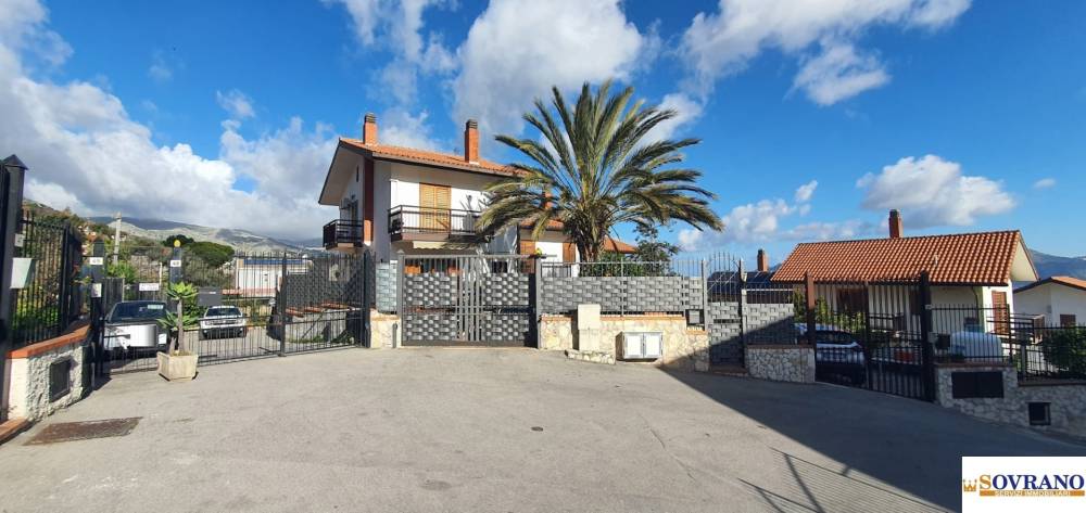 casa indipendente in vendita a Palermo in zona Baida
