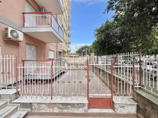 appartamento in vendita a Palermo in zona Calatafimi / Cuba