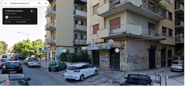locale commerciale in vendita a Palermo in zona Libertà