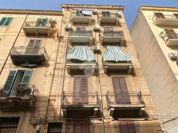 appartamento in vendita a Palermo in zona Montegrappa / Santa Rosalia