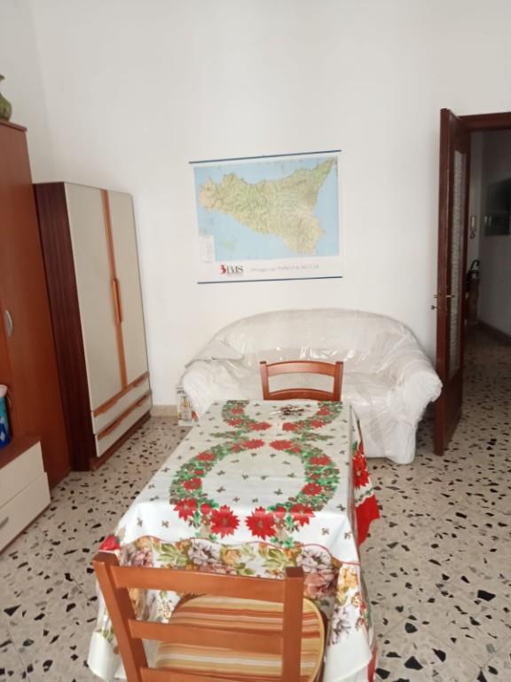 appartamento in vendita a Palermo in zona Arenella/Vergine Maria