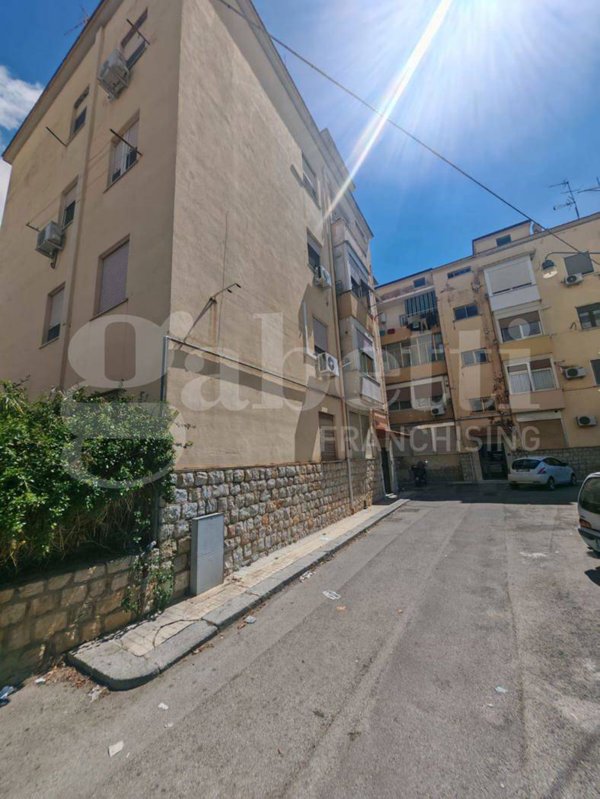 appartamento in vendita a Palermo